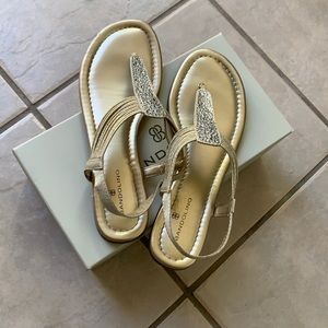 Bandolino sandals